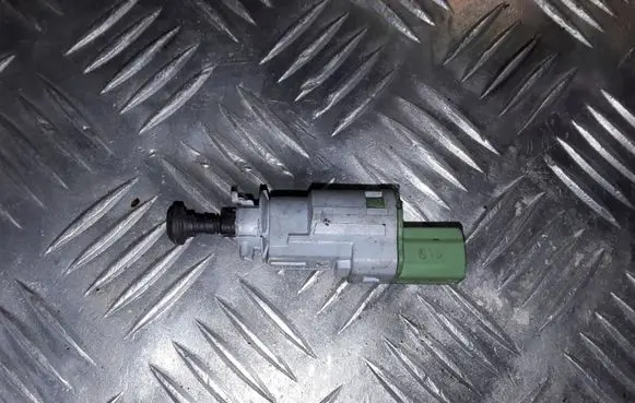 Clutch pedal sensor
