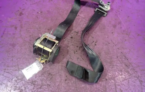 Mercedes-Benz E C207 W207 Front seatbelt
