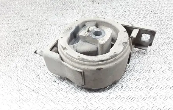 Mercedes-Benz Vaneo W414 Engine mount bracket