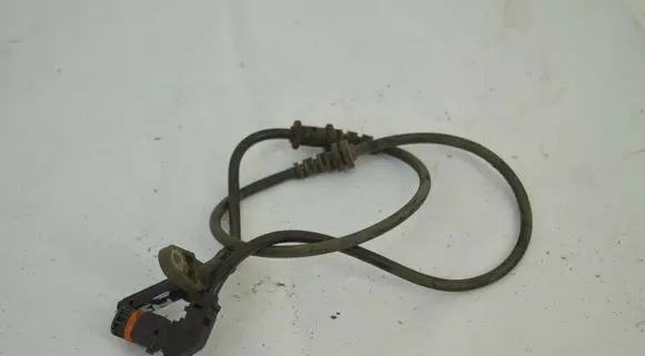 Mercedes-Benz E W212 ABS brake wheel speed sensor A2125400117