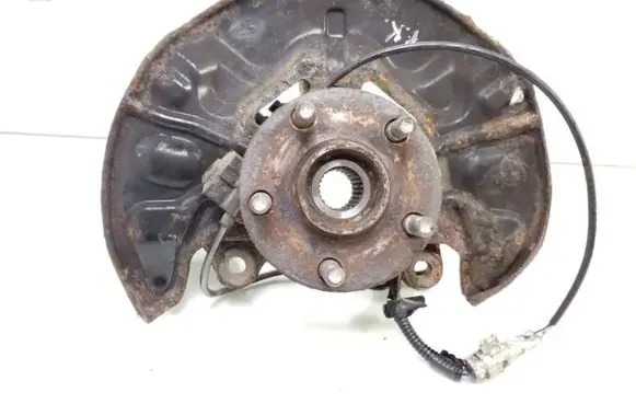 Toyota Avensis T250 Front wheel hub spindle knuckle 8954302040