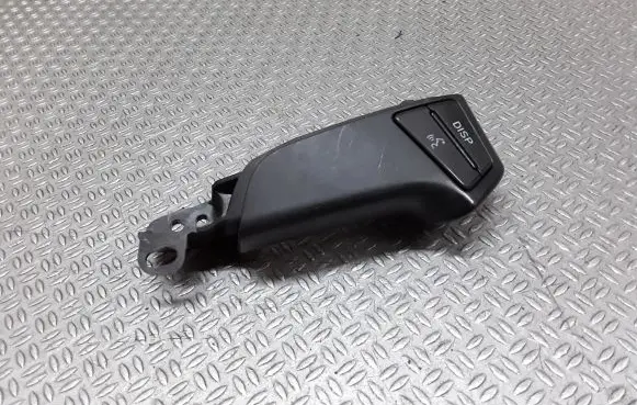 Steering wheel buttons/switches