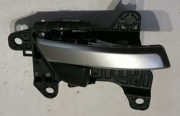 Hyundai Elantra VI Rear door interior handle trim 