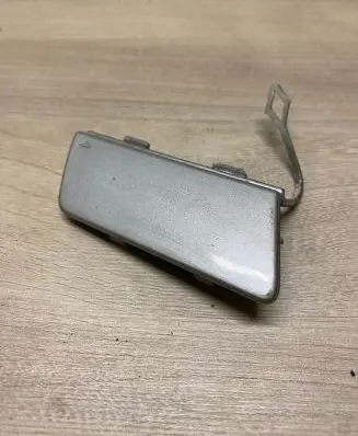 Mercedes-Benz B W245 Front tow hook cap/cover A1698850381