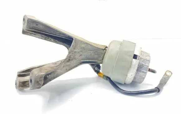Audi A6 S6 C6 4F Engine mount bracket 4F0199308P