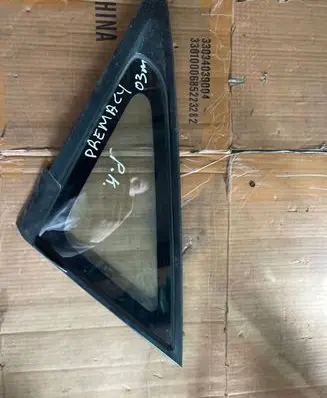 Mazda Premacy Front triangle window/glass 