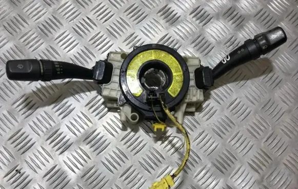 Hyundai Trajet Wiper turn signal indicator stalk/switch