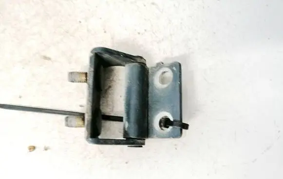 Mitsubishi Grandis Tailgate/trunk/boot hinge