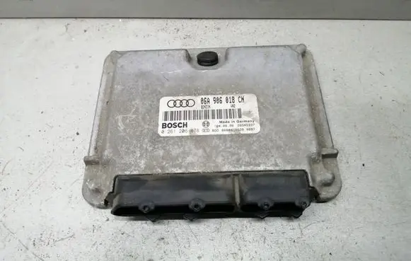 Audi A3 S3 8L Engine control unit/module 06A906018CN 0261206078