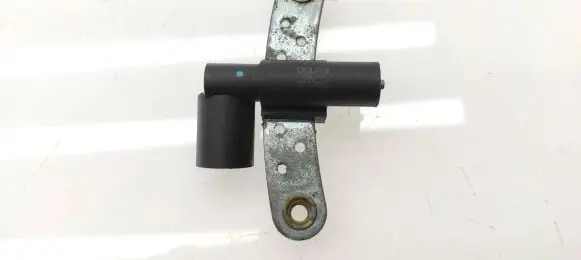 Renault Scenic I Crankshaft position sensor SS10889 CB08D