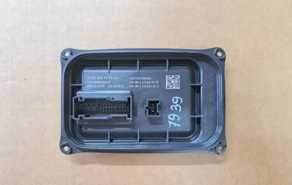 Mercedes-Benz E W213 Xenon control unit/module A2139007939