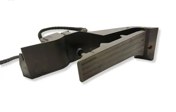 BMW 5 E60 E61 Accelerator throttle pedal 6766930 25916010