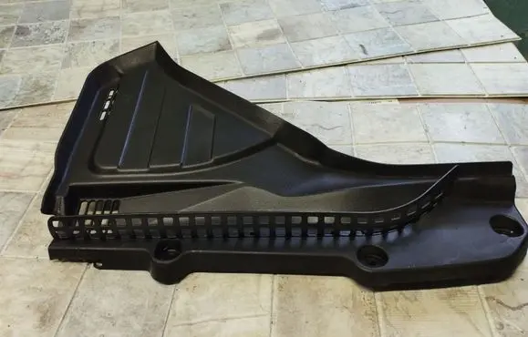 BMW 7 F01 F02 F03 F04 Wiper trim 51717216973 58650910