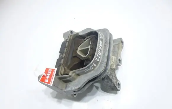 Skoda Fabia Mk3 (NJ) Engine mount bracket 6C0199262E 25112021