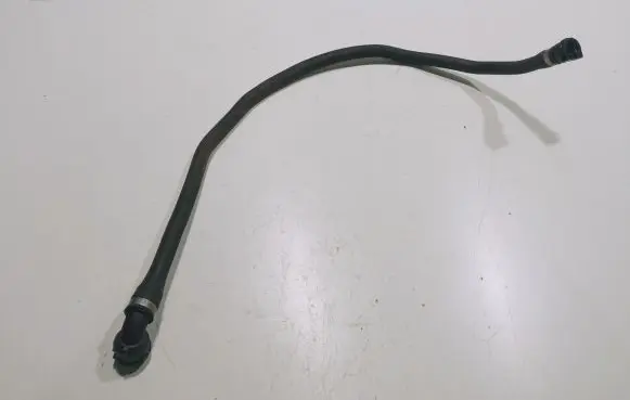BMW 5 E60 E61 Engine coolant pipe/hose 1437865