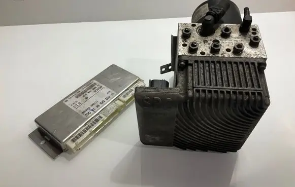 Mercedes-Benz E W211 ABS Pump A0054317112 0265250095 49271005