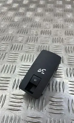 Opel Insignia A Electric window control switch 13222229