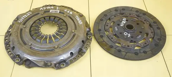 Opel Astra J Clutch set kit 55576165 4HTR27