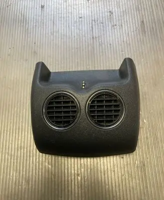 Peugeot 3008 I Rear air vent grill 9685097277