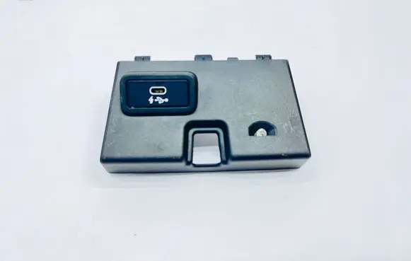BMW 3 G20 G21 USB socket connector 529701 8711939 19163010