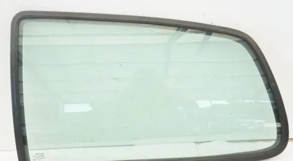 Renault Twingo I Rear side window