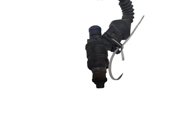 Audi A6 S6 C5 4B Fuel injector 078133551AC