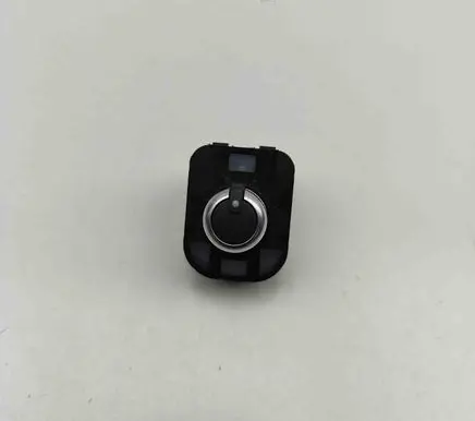 Wing mirror switch