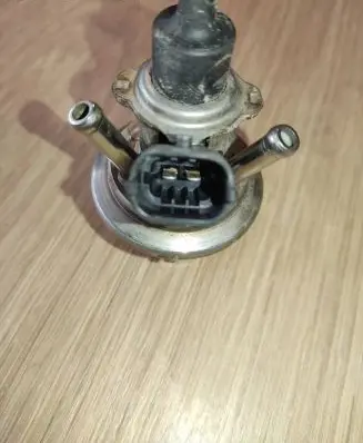 Mercedes-Benz C W205 AdBlue injector A0004901113 0004901113