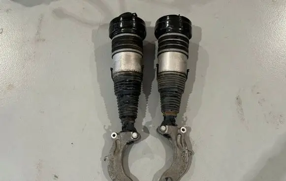 Lamborghini Urus Air suspension front shock absorber 4M0616039BF