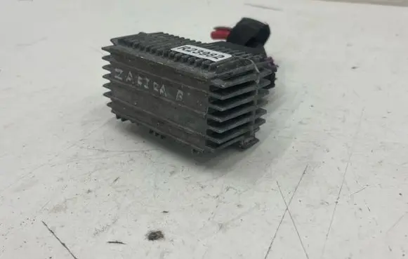 Opel Zafira B Glow plug pre-heat relay 60433201
