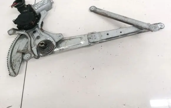 Toyota Avensis Verso Sliding door window regulator with motor