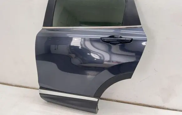 Honda CR-V Rear door 