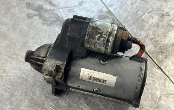 Renault Trafic II (X83) Starter motor 93169459