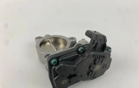 Mini Cooper Countryman F60 Throttle valve 7618838