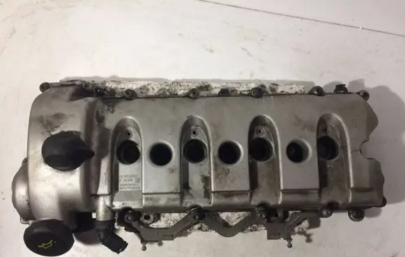 Porsche Cayenne (9PA) Rocker cam cover 94810513107 7H146