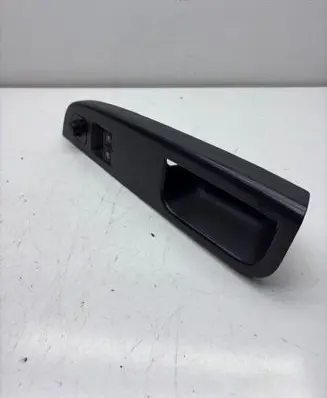 Volkswagen Golf V Electric window control switch 1K3868049C