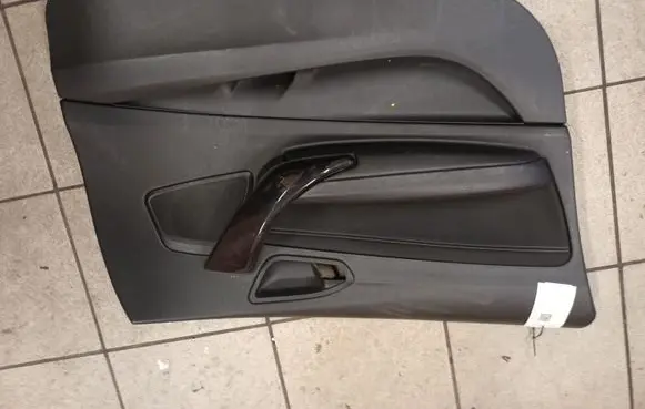 BMW 1 F20 F21 Front door card panel trim