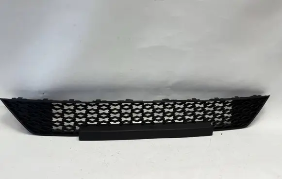 Skoda Octavia Mk4 Front bumper lower grill 5E3853677B 5E3853677
