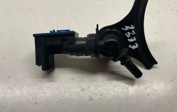 Citroen C4 I Picasso Air pressure sensor 9677467980