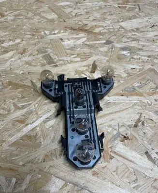 Volkswagen Golf IV Tail light bulb cover holder 1J6945257