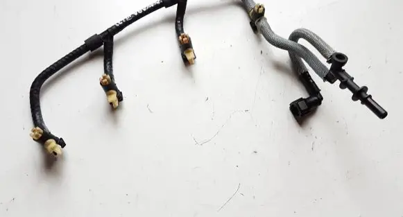 Fuel return line/hose