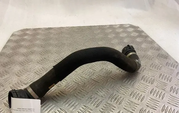 BMW 5 G30 G31 Engine coolant pipe/hose 8581029