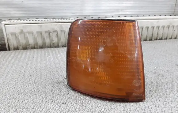 Volkswagen PASSAT B3 Front indicator light 357953050