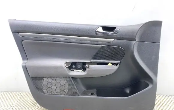 Volkswagen Golf V Front door card panel trim
