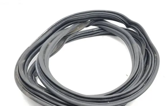 Opel Grandland X Trunk rubber seal (body) 9846999280