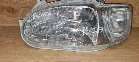 Ford Escort Headlight/headlamp