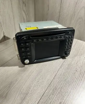 Mercedes-Benz CLK AMG A209 C209 Radio/CD/DVD/GPS head unit 7612001518 A2038273642