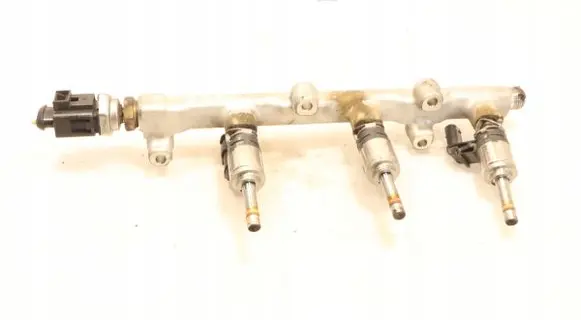 Volkswagen Golf VII Fuel main line pipe 04C133320G