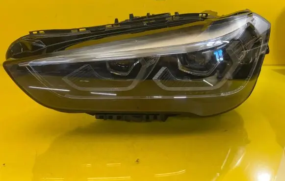 BMW X1 F48 F49 Headlight/headlamp 9477813-02