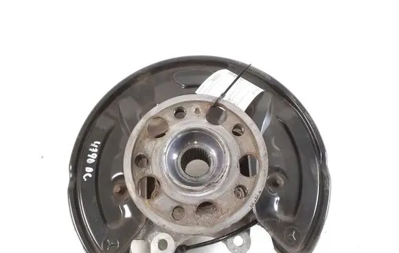 Mercedes-Benz EQC Rear wheel hub 